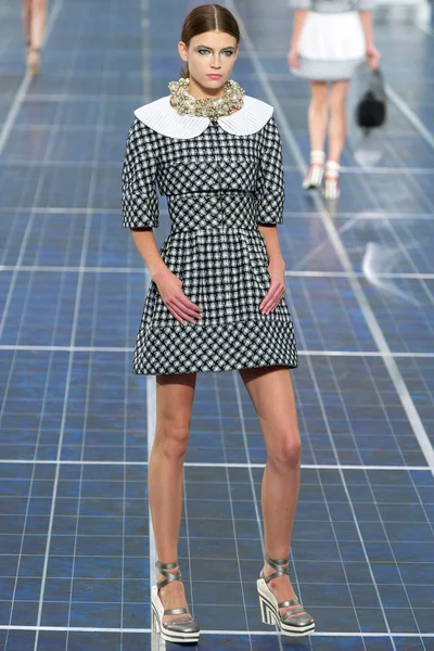 Look 39
